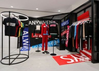 服裝展廳設計中的燈光是怎么做的？
